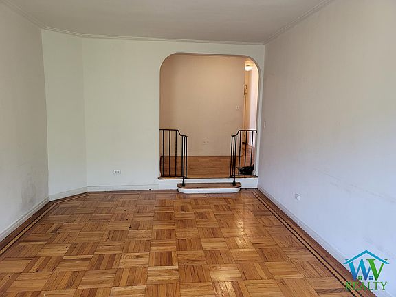 2nd image of 1175 Morris Ave APT 4C