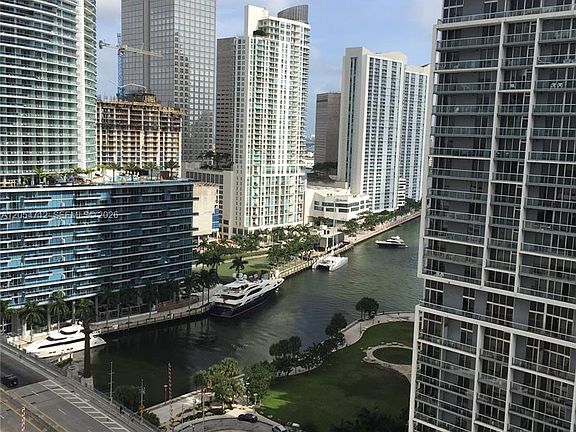 3rd image of 500 Brickell Ave APT 2303
