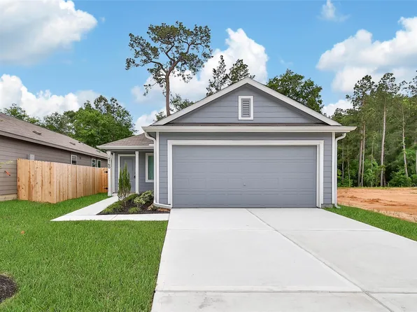 18760 Loom Dr, Conroe, TX 77306