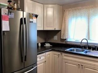 802 White Dr, Donora, PA 15033