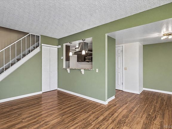 4th image of 3354 S Flower Street #58