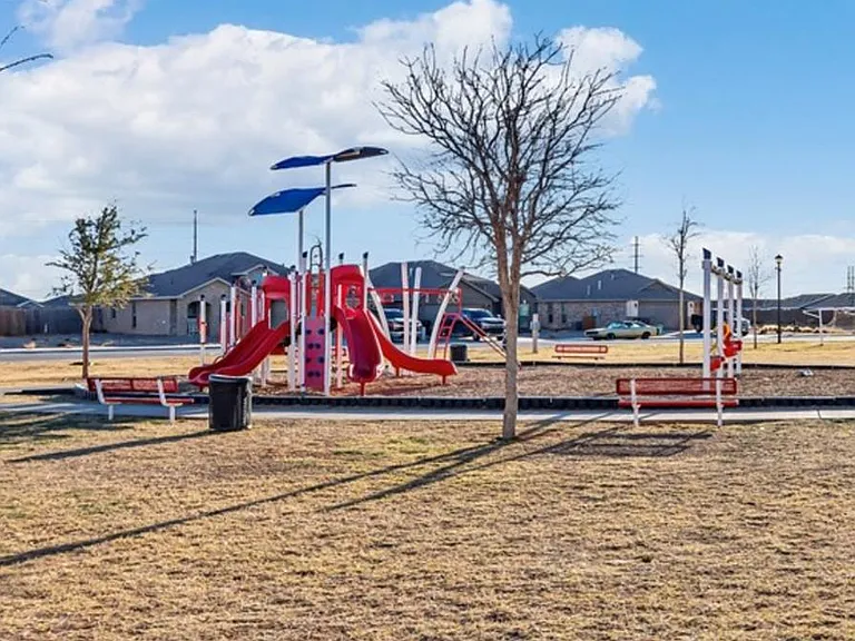6703 NE Fiddler Rd — Photo 34