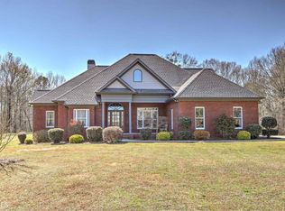 8425 Holly Springs Rd, Maysville, GA 30558