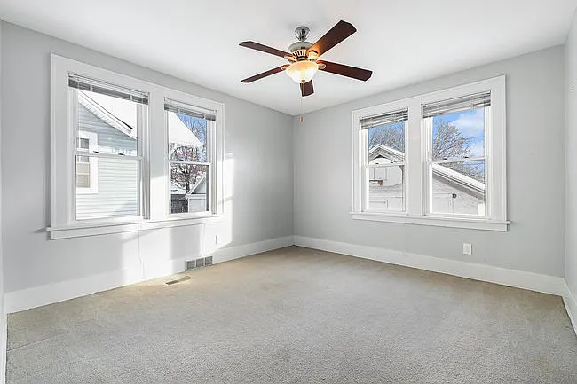 2713 N 45th Ave — Photo 11