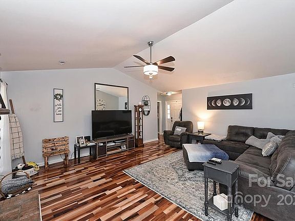 5th image of 7422 Barn Stone Dr