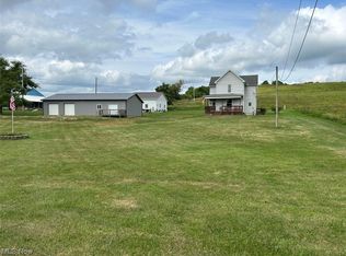 741 Cambridge St N, Cumberland, OH 43732