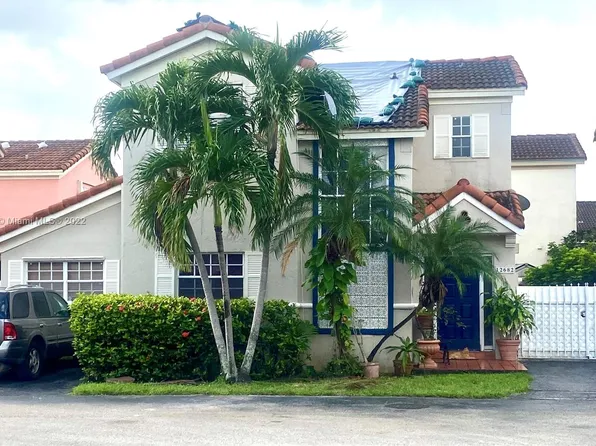 12682 NW 9th Trl, Miami, FL 33182