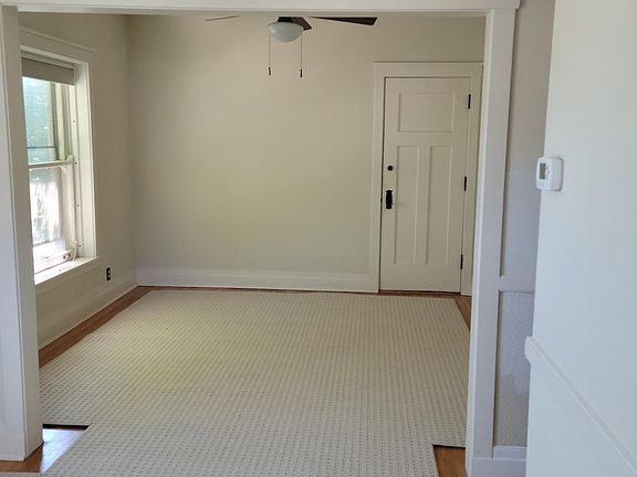 2nd image of 5300 N Winchester Ave #C