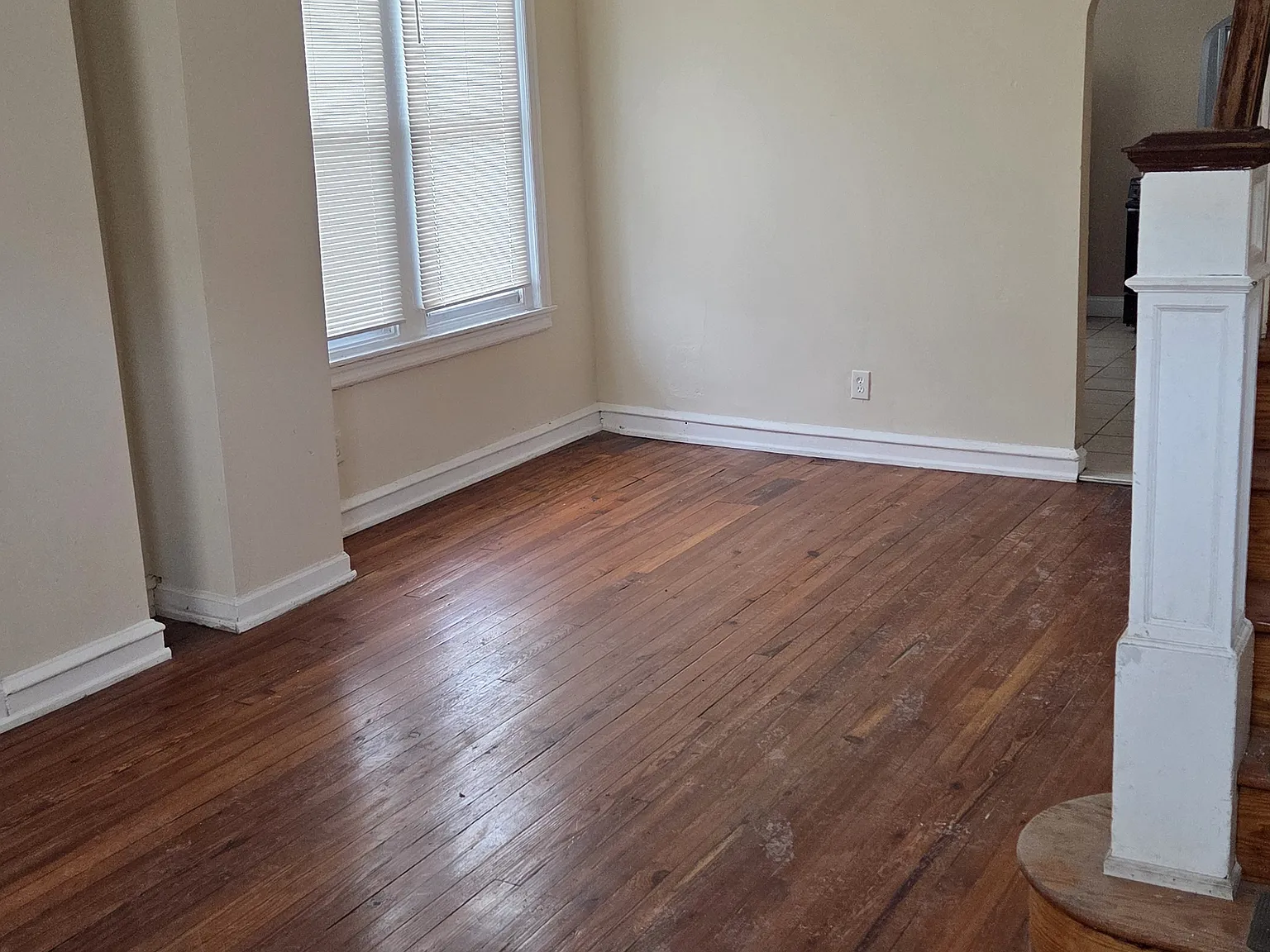 3 bed, 1060 sqft, $1,750 — Photo 2