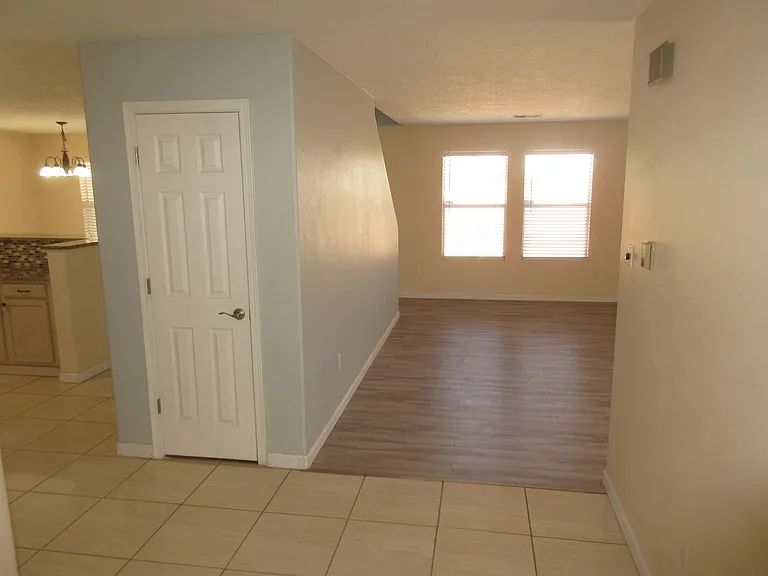 5351 Feather Rock Pl NW — Photo 4