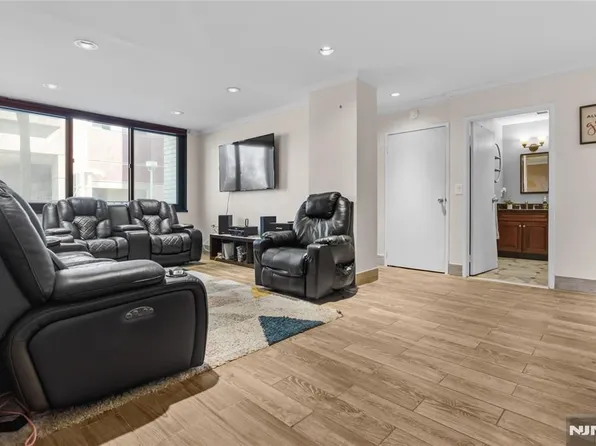 326 Prospect Ave APT 1A, Hackensack, NJ 07601