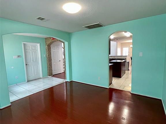 3rd image of 13818 Fraser Lake Ln