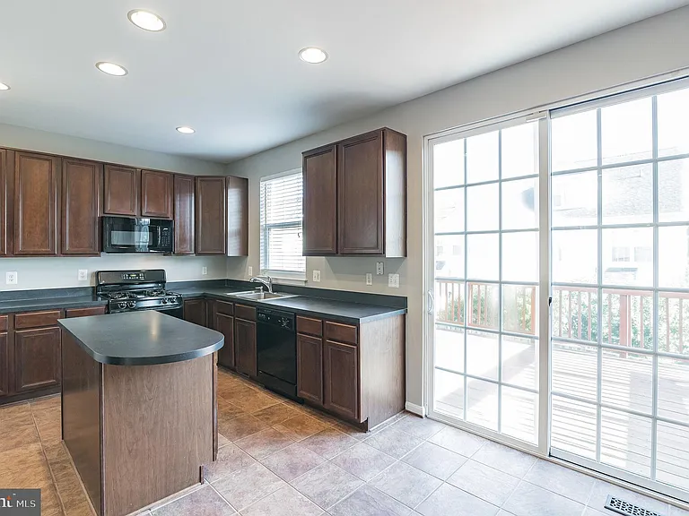 9240 Cascade Falls Dr — Photo 10