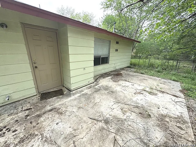 7300 Deep Spring Dr — Photo 11