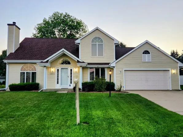 1021 Burnwyck Dr, Janesville, WI 53546