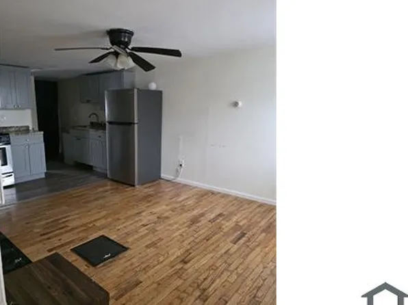 721 Silver Sands Rd, New Haven, CT 06512