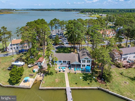5th image of 803 Seabreeze Rd