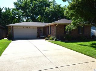 2909 S 52nd St, Lincoln, NE 68506
