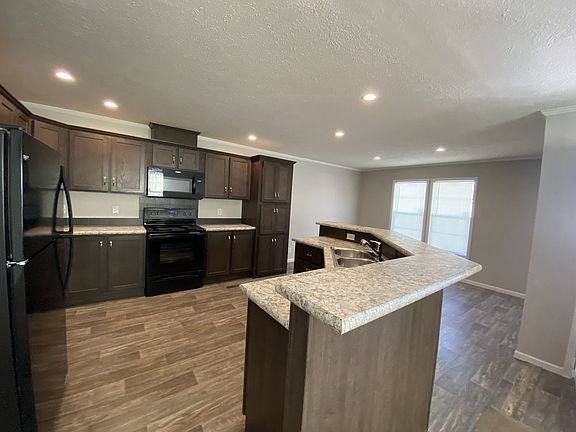 4th image of 225 Pebble Creek Dr #275