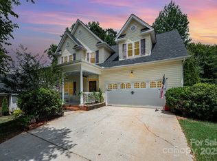 4042 River Falls Dr, Lowell, NC 28098