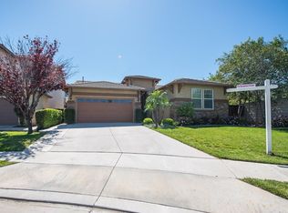 1084 Bainbridge Cir, Corona, CA 92882