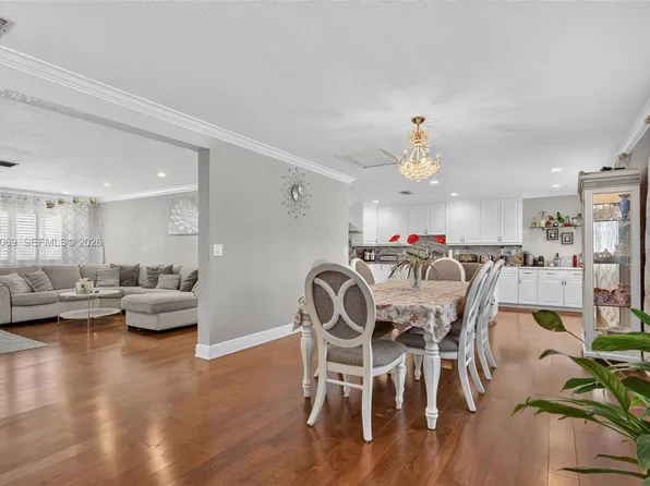 329 SE 3rd St APT 501T, Hallandale Beach, FL 33009