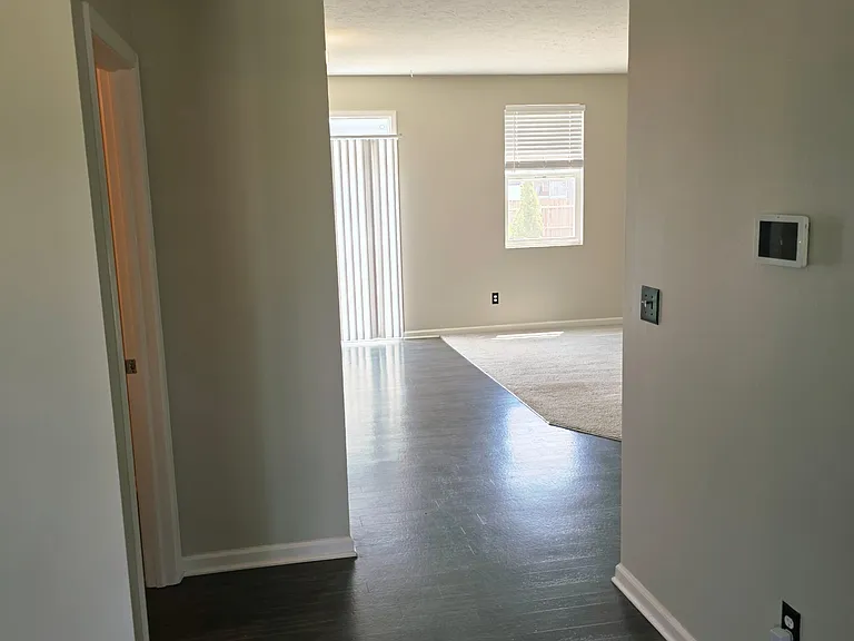 4455 Averly Park Cir — Photo 5