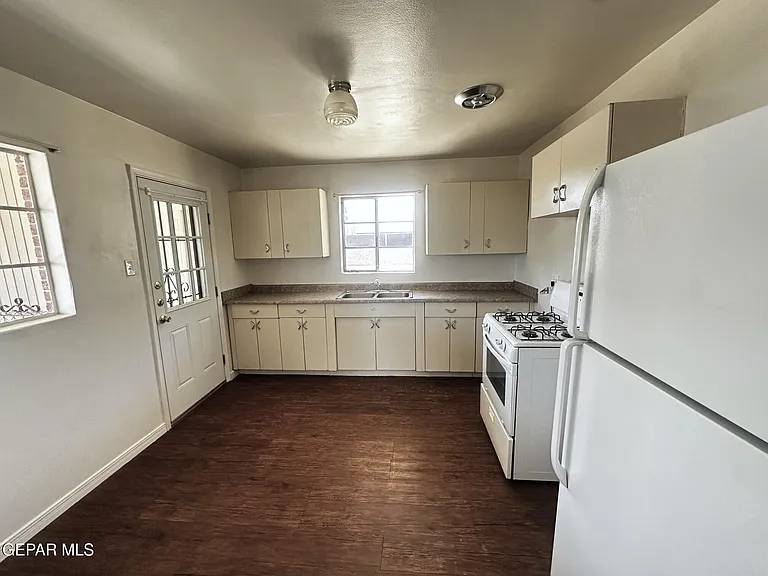 5116 Marie Tobin Dr — Photo 4