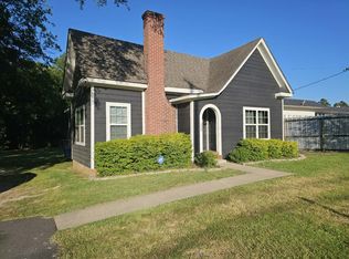 1111 S 1st St, Lufkin, TX 75901