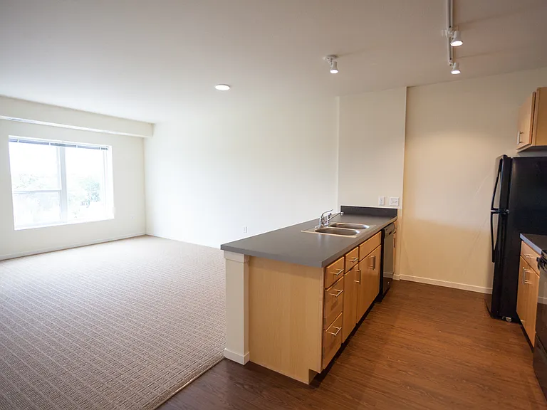 Broadway Flats — Photo 15