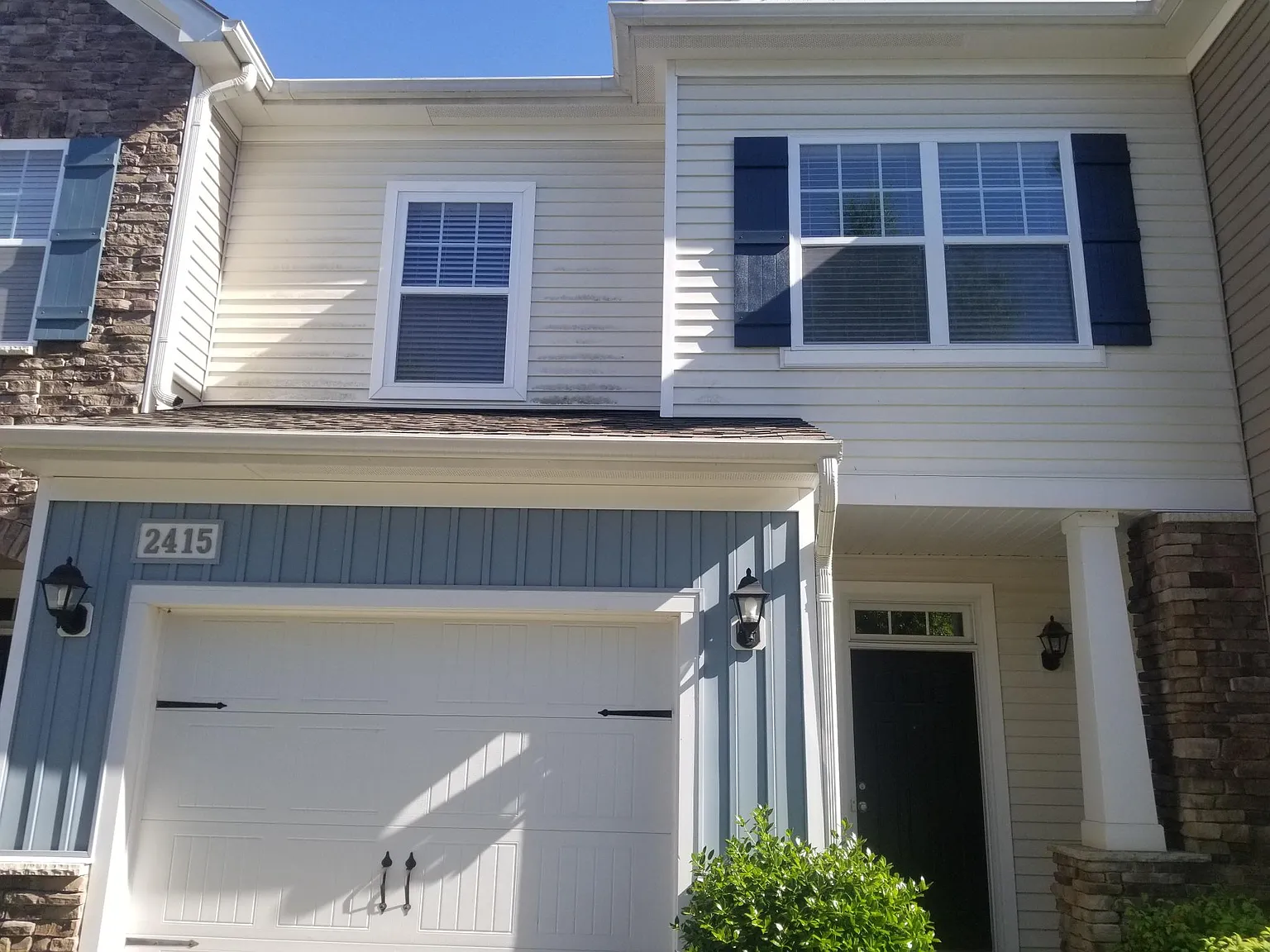 3 bed, 2.5 bath, 1811 sqft, $1,895 — Photo 2