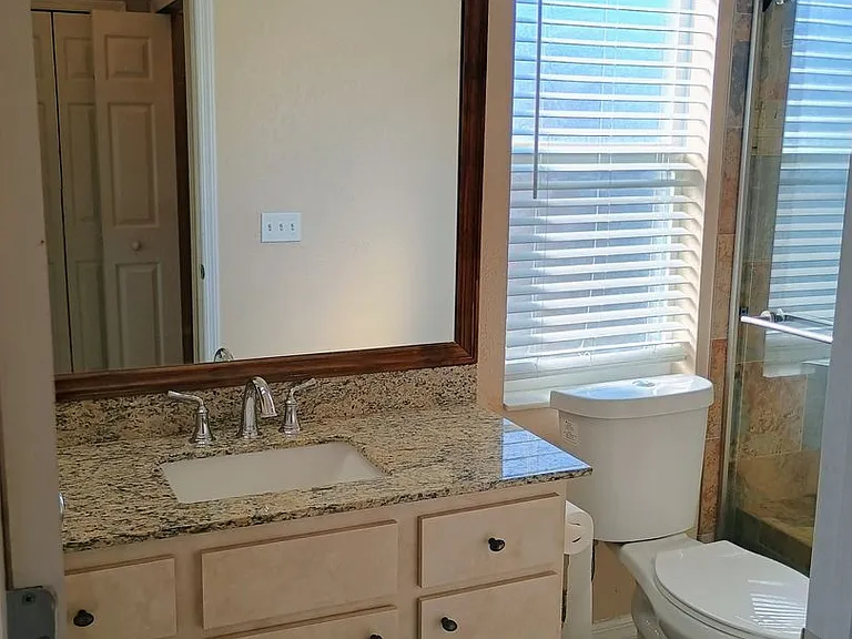 11624 Linden Dr — Photo 23