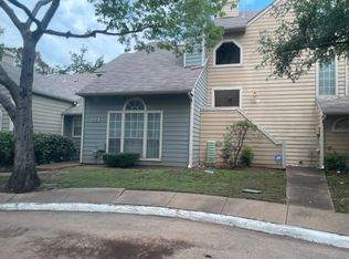 705 Berkley Plz, Irving, TX 75061
