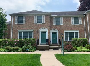 40 Green Village Rd #P, Madison, NJ 07940