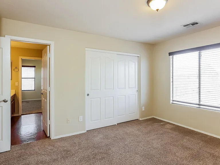 7117 W Sophie Ln — Photo 18