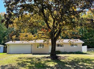 2922 Douglas St, Ravenna, OH 44266