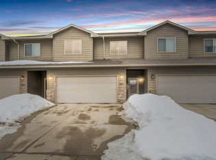 2811 S Purdue Ave, Sioux Falls, SD 57106