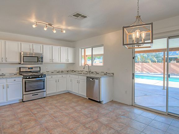 2nd image of 4984 W Calle Don Roberto