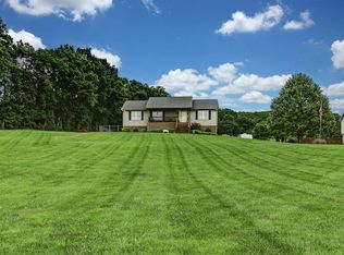 2372 Feather Rd, Vinton, VA 24179