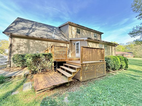 4th image of 303 Rutledge Ave