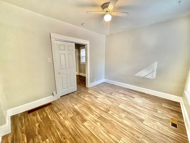1453 S Clarkson St — Photo 3
