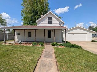 301 4th Ave SW, Waukon, IA 52172