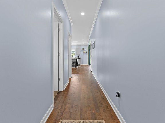3rd image of 450 Skydance Rd