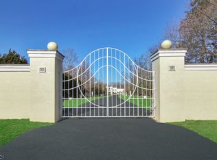 389 E Mount Pleasant Ave, Livingston, NJ 07039