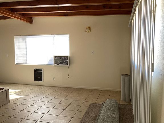 4th image of 71660 Chiverton Dr