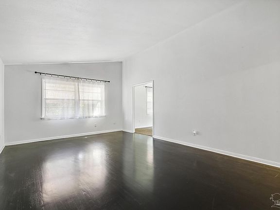 5th image of 778 Ash Dr