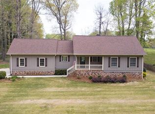 4930 Red Oak Dr, Gainesville, GA 30506