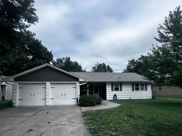 1808 N Cleveland St, Lexington, NE 68850
