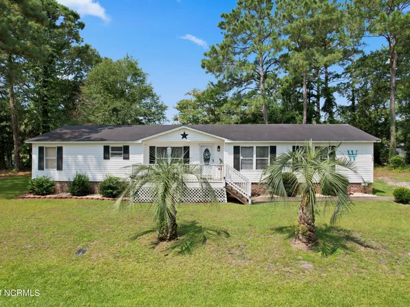 647 Deerpark Drive SW, Shallotte, NC 28470