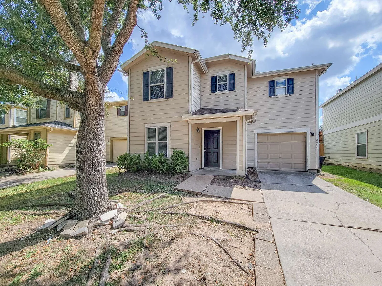 3 bed, 2.5 bath, $2,000 — Photo 1